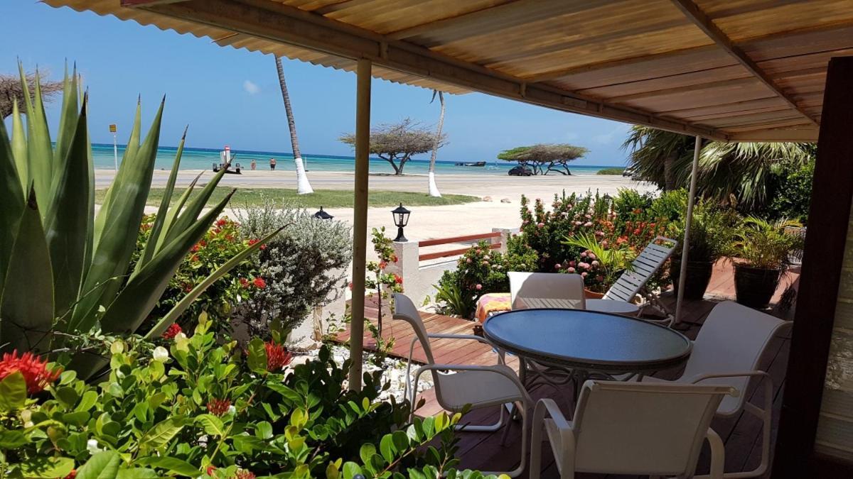 פאלם ביץ' Aruba Beach Villas מראה חיצוני תמונה
